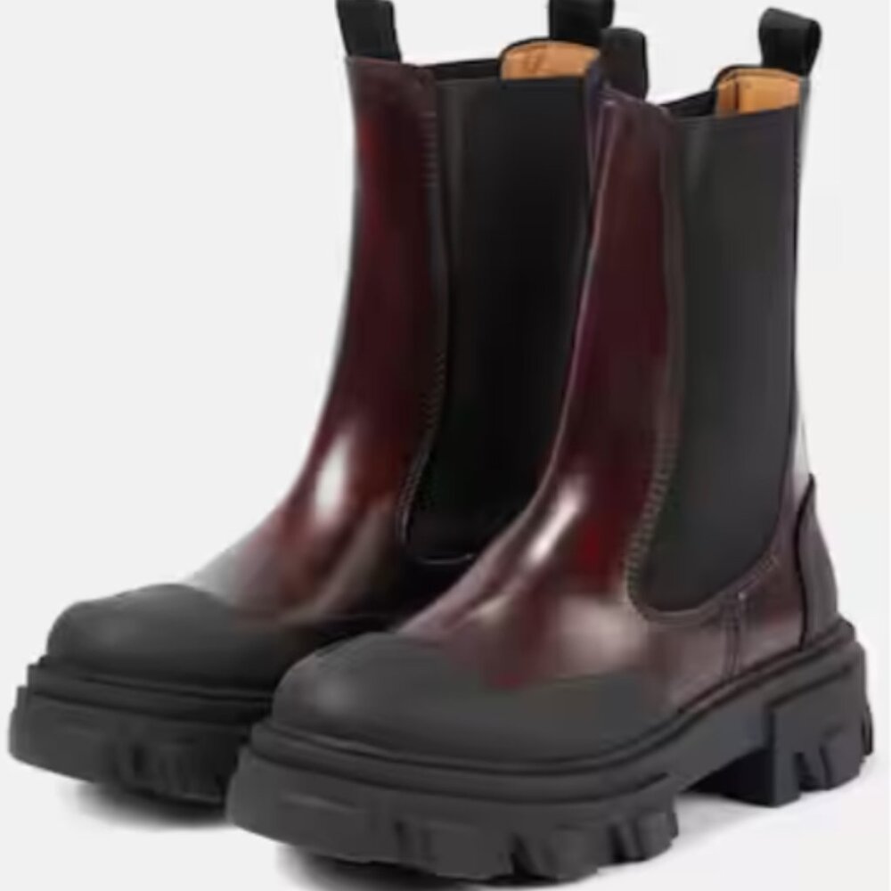 GANNI BURGUNDY CHELSEA BOOTS BRAND NEW